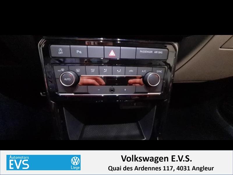 Volkswagen T-Cross United - 17