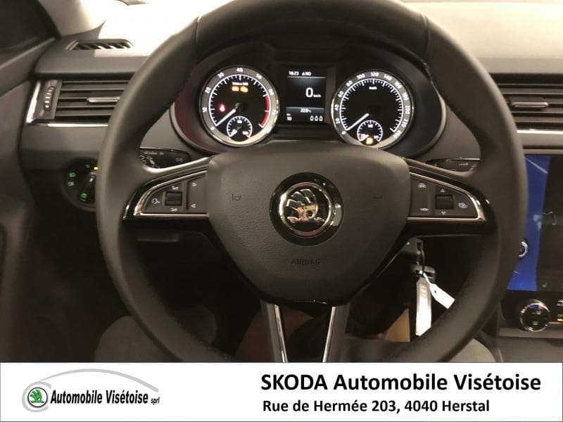 Skoda Octavia Ambition - 11