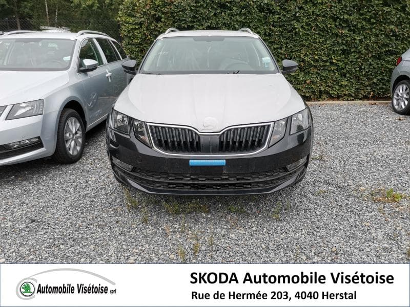 Skoda Octavia Ambition - 1