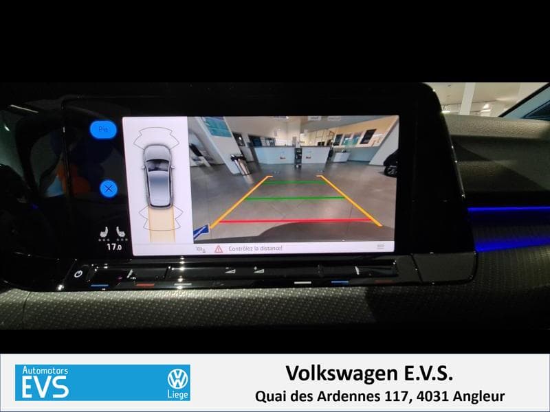 Volkswagen Golf R-Line - en commande - 25
