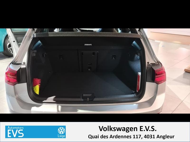 Volkswagen Golf R-Line - en commande - 14