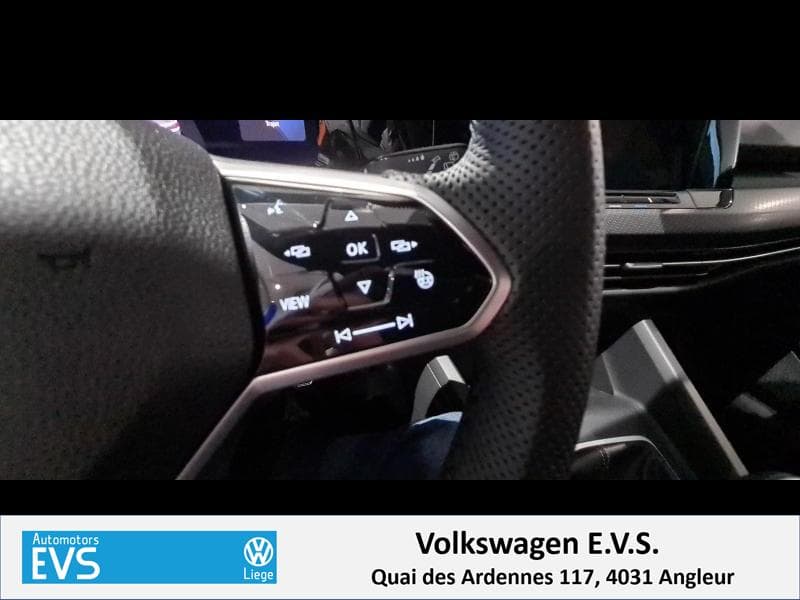 Volkswagen Golf R-Line - en commande - 31