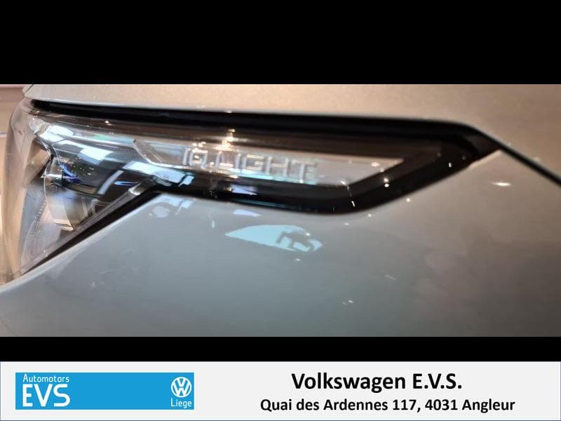 Volkswagen Golf R-Line - en commande - 11