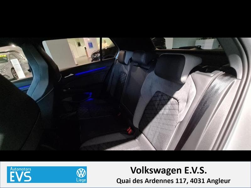 Volkswagen Golf R-Line - en commande - 15