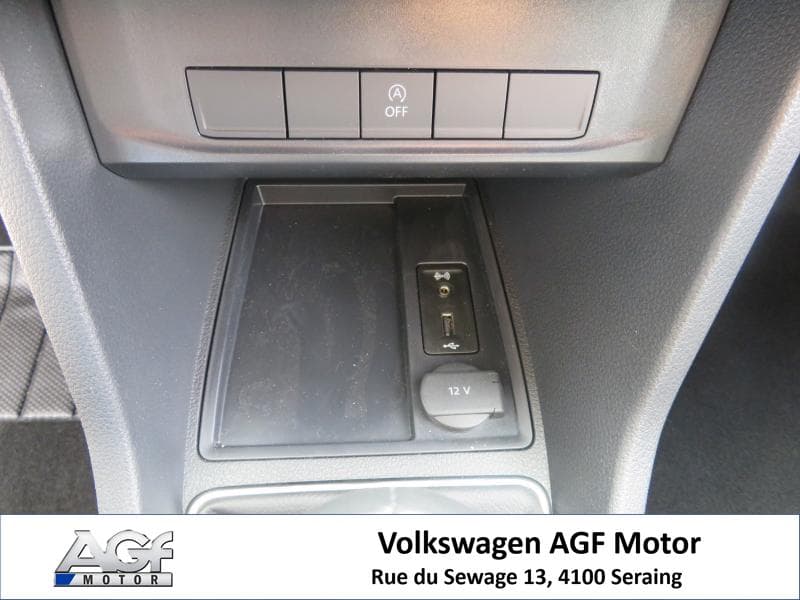 Volkswagen Caddy Maxi Family - 23