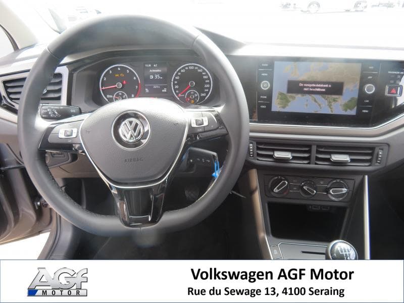 Volkswagen Polo Comfortline - 32