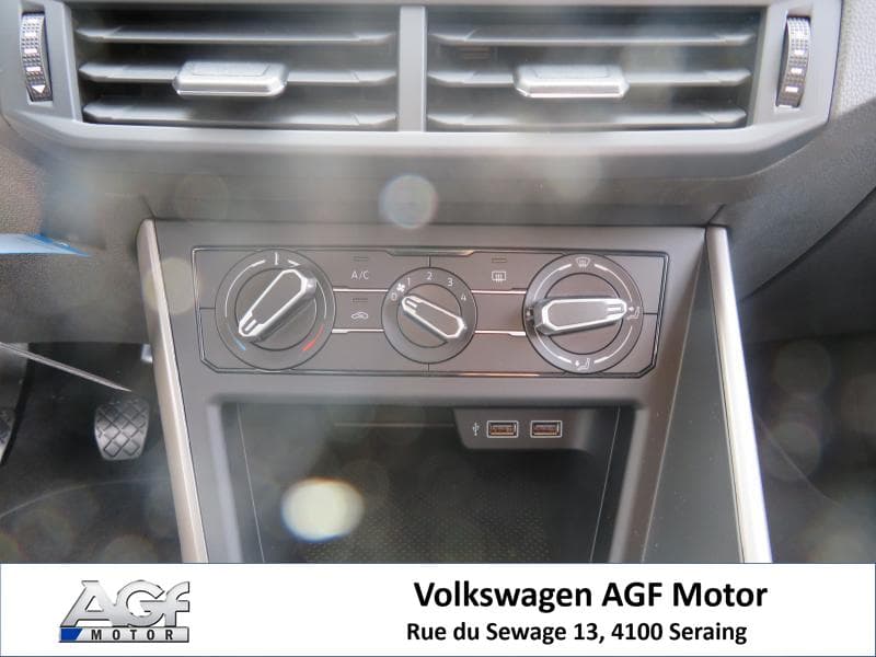Volkswagen Polo Comfortline - 21