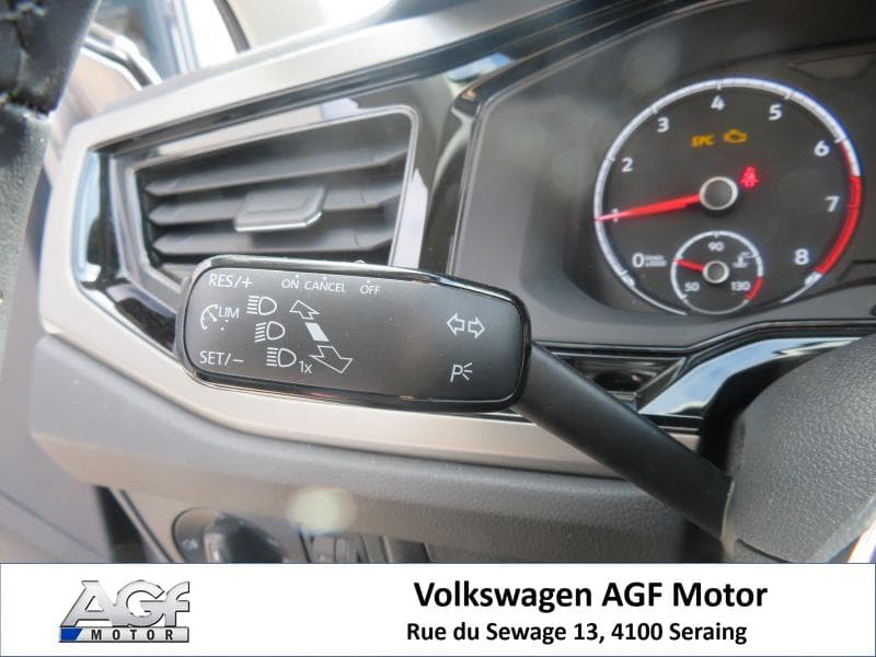 Volkswagen Polo Comfortline - 24