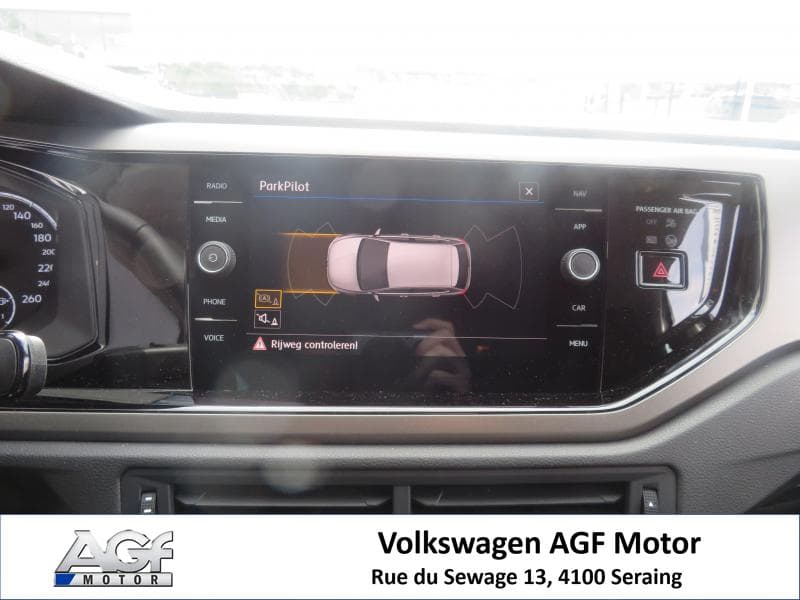 Volkswagen Polo Comfortline - 22