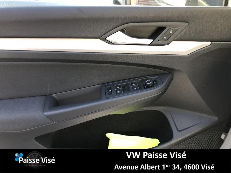 Volkswagen Golf LIFE - 20