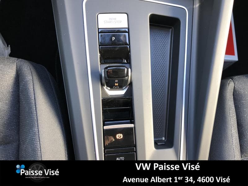 Volkswagen Golf LIFE - 19