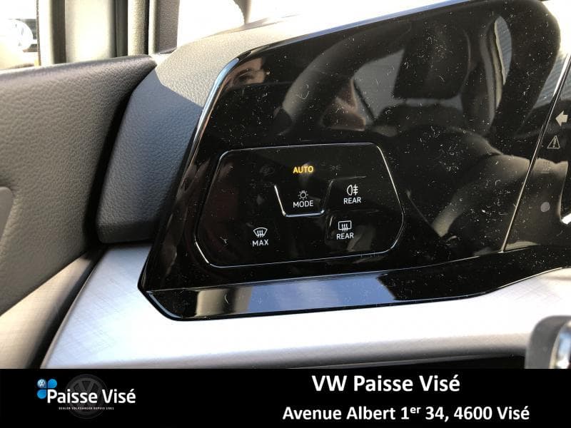 Volkswagen Golf LIFE - 23