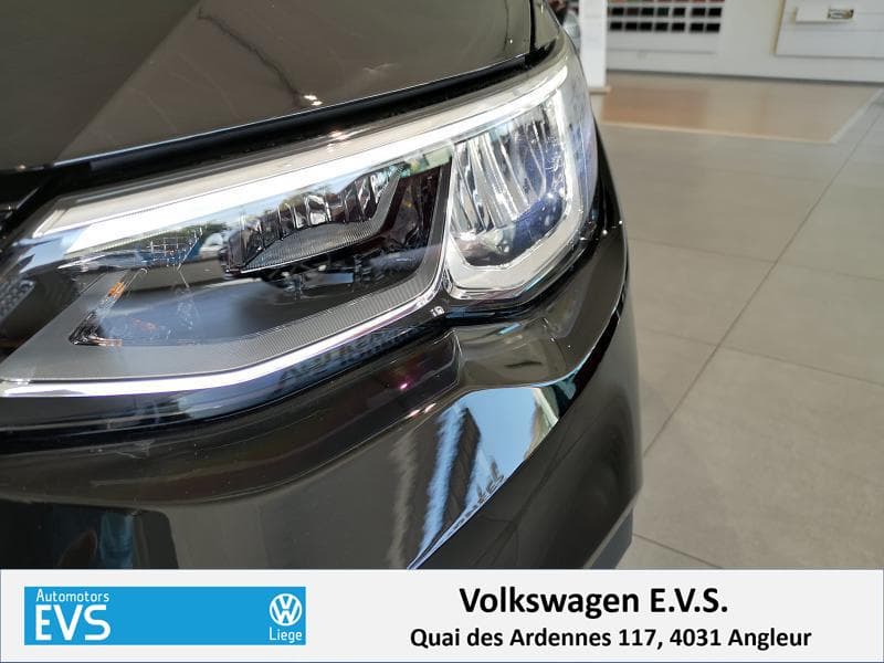 Volkswagen Golf Life - 31