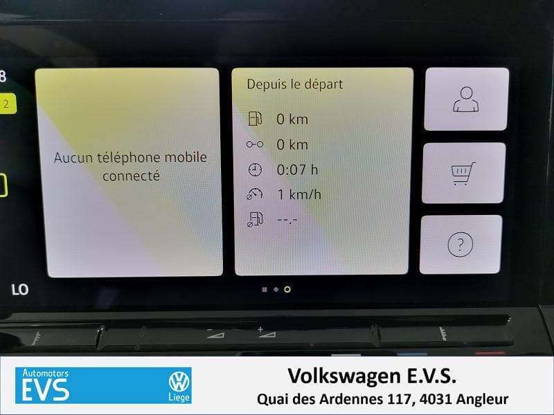 Volkswagen Golf Life - 22