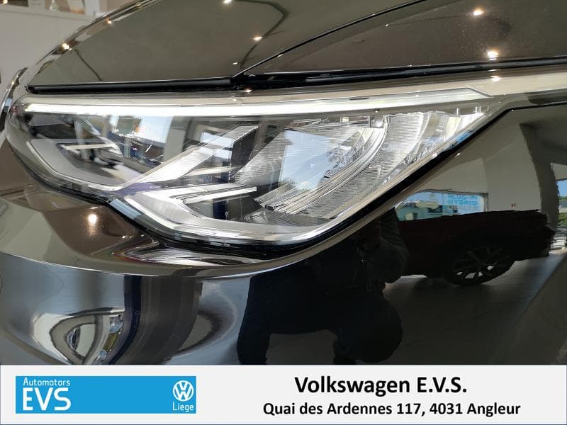 Volkswagen Golf Life - 30
