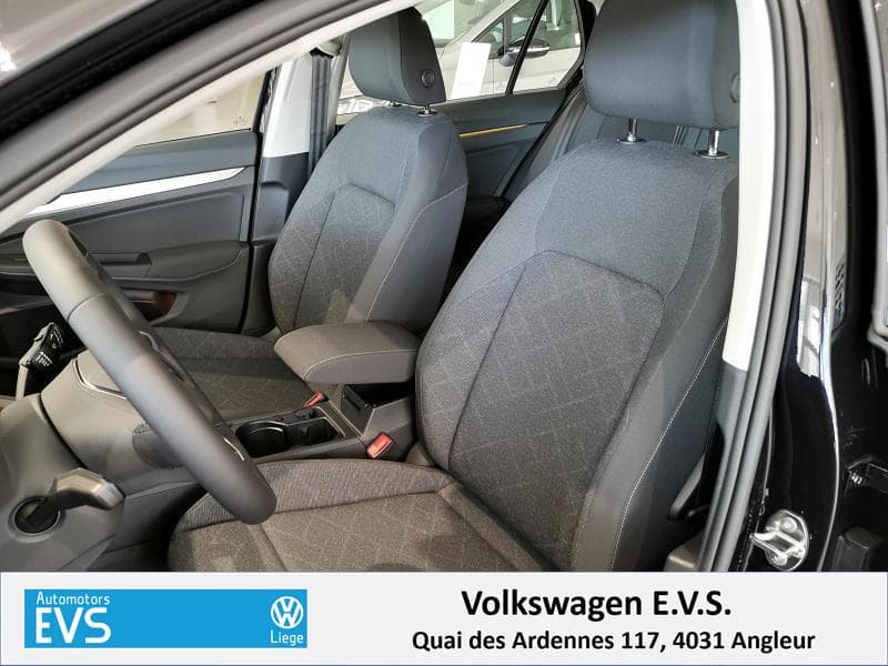 Volkswagen Golf Life - 28
