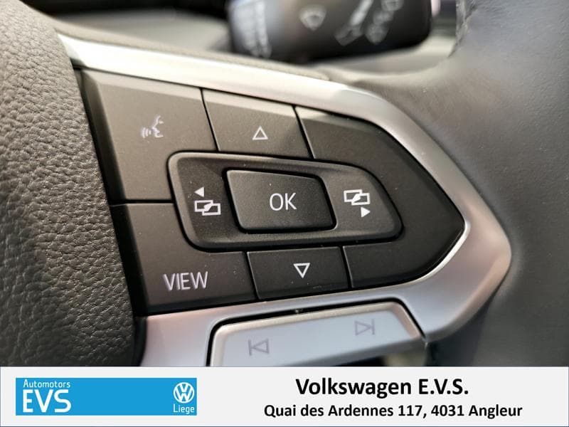 Volkswagen Golf Life - 16