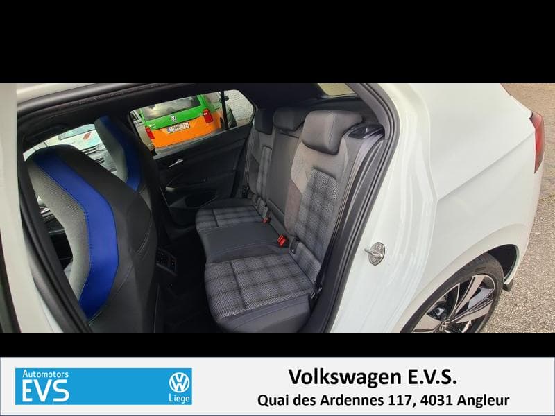 Volkswagen Golf GTE - 10