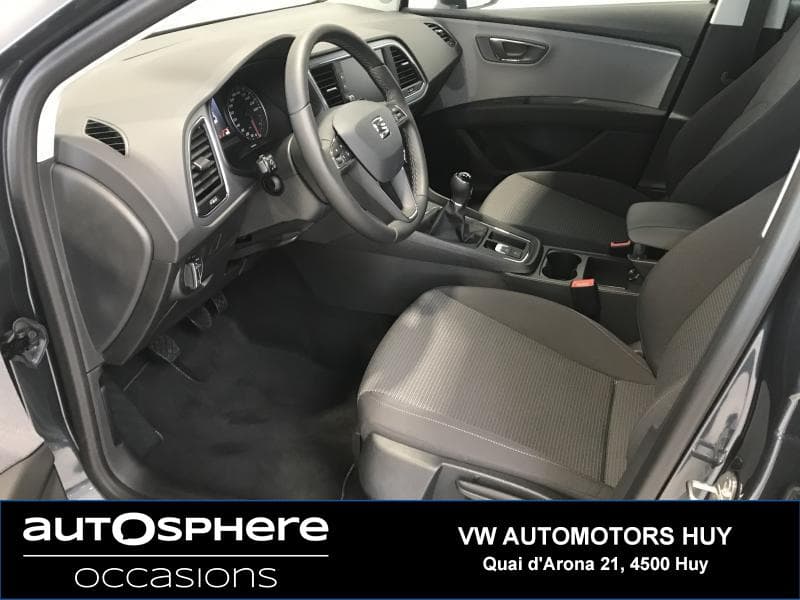 Seat Leon GPS/Park Pilot - 17