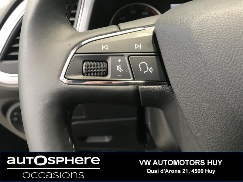 Seat Leon GPS/Park Pilot - 8