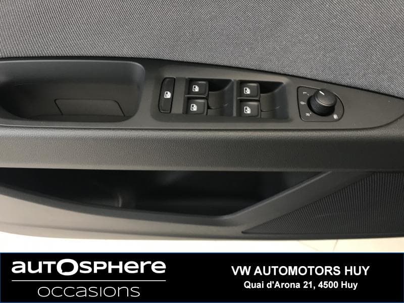Seat Leon GPS/Park Pilot - 15