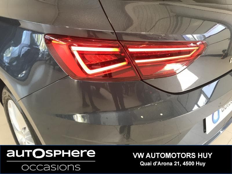 Seat Leon GPS/Park Pilot - 19