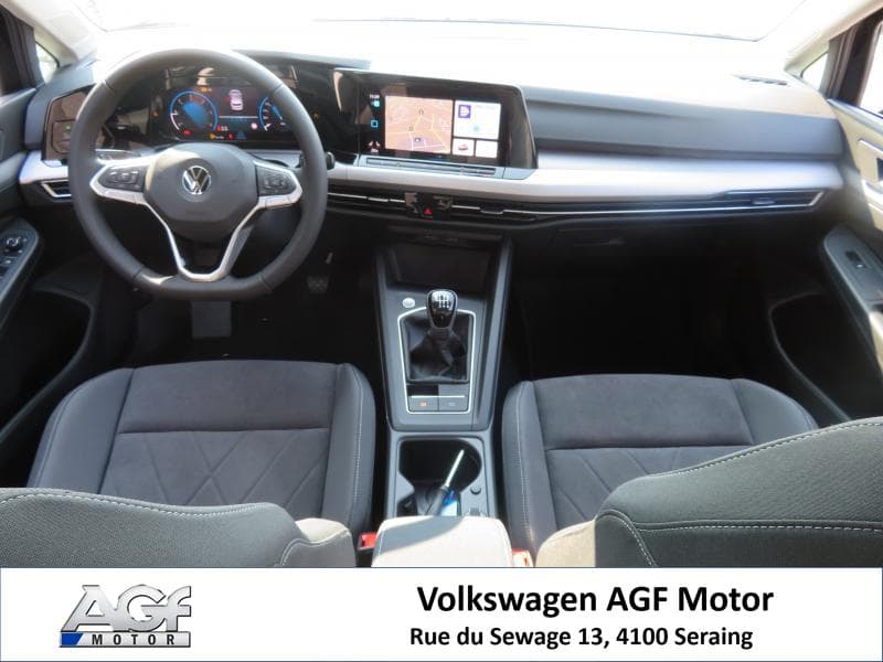 Volkswagen Golf Life - 2