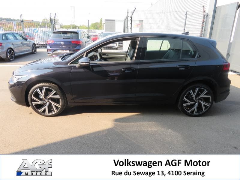 Volkswagen Golf Life - 9