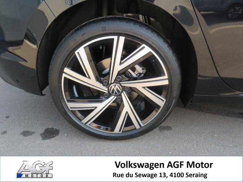 Volkswagen Golf Life - 15