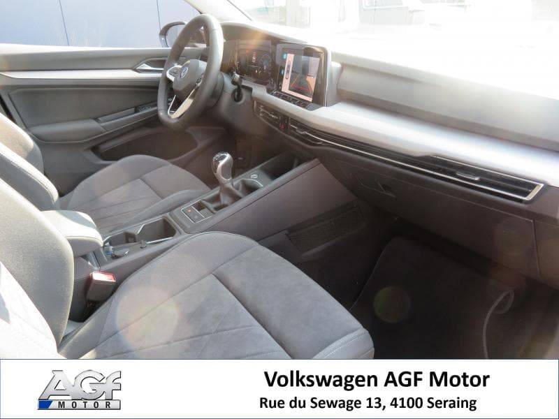 Volkswagen Golf Life - 21