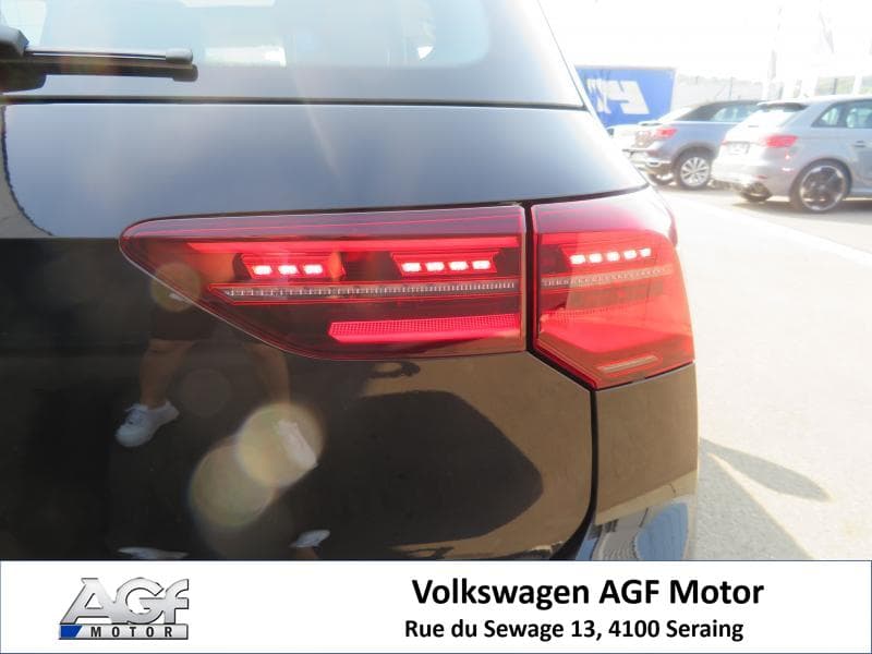 Volkswagen Golf Life - 12