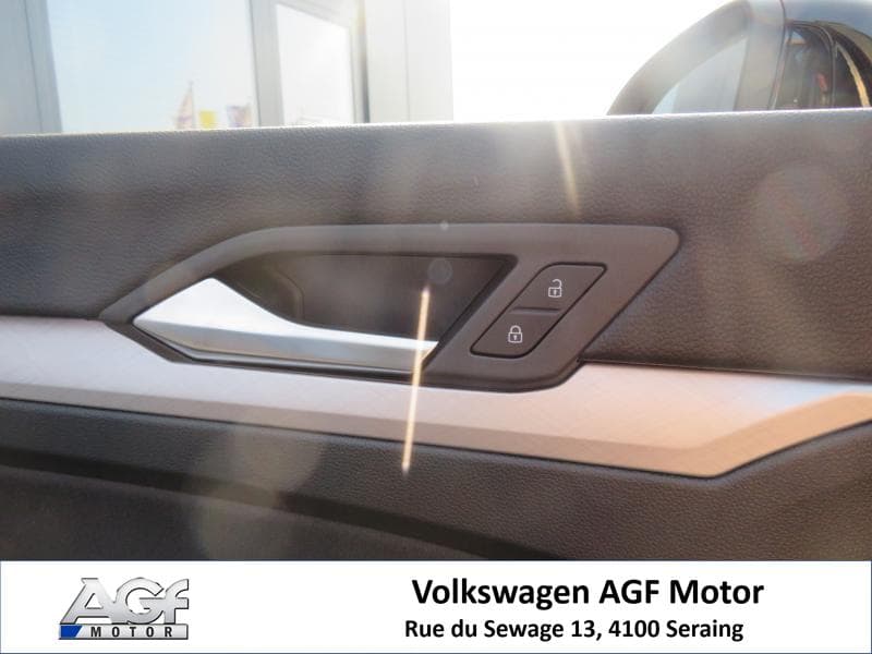 Volkswagen Golf Life - 37