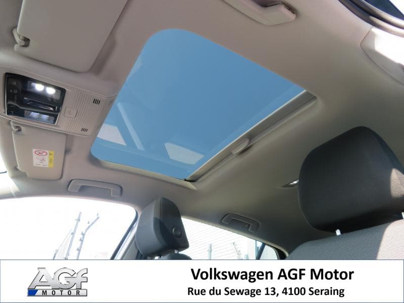 Volkswagen Golf Life - 41