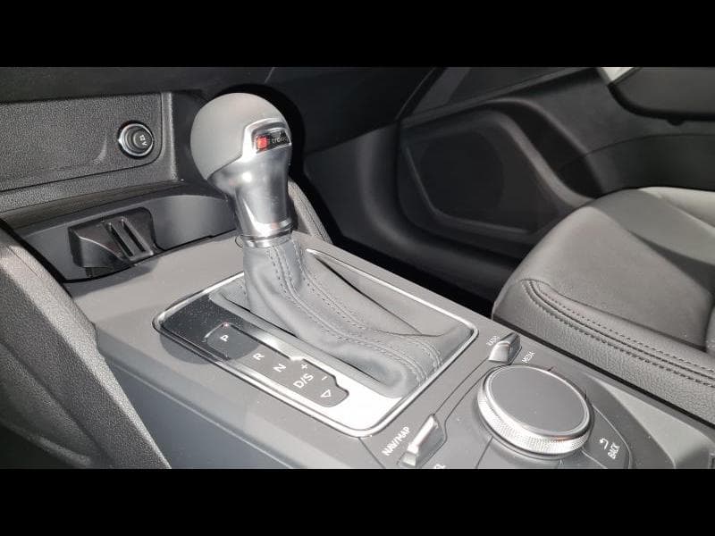 Audi Q2 Audi Q2 S line - 9