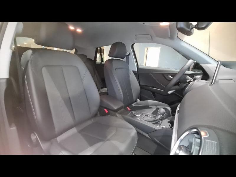 Audi Q2 Audi Q2 S line - 11