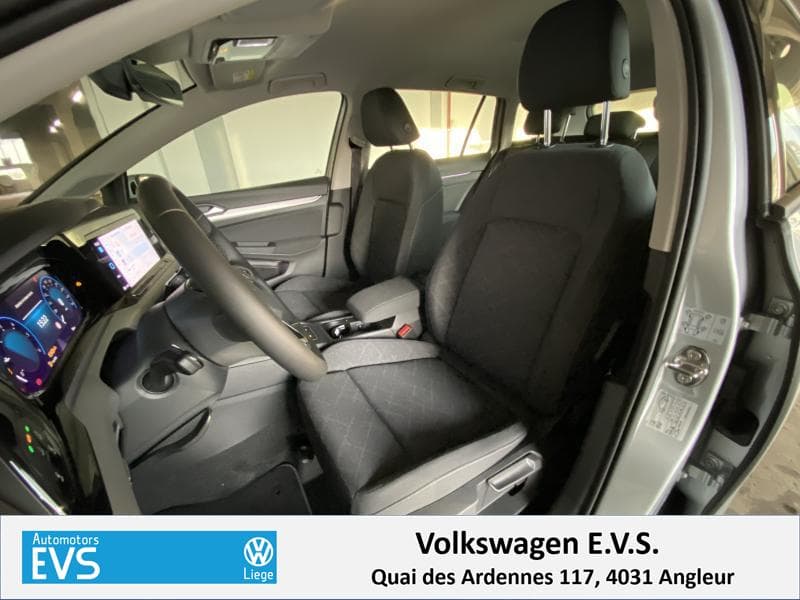 Volkswagen Golf Variant Life - 22