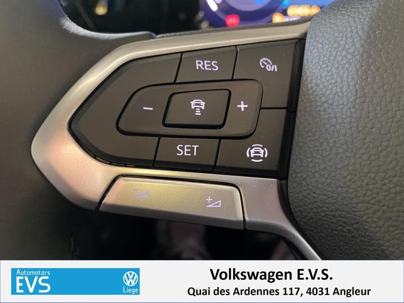 Volkswagen Golf Variant Life - 15
