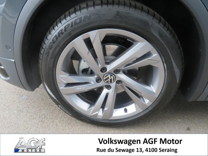 Volkswagen Tiguan R-Line - 12