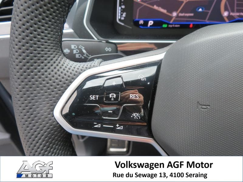 Volkswagen Tiguan R-Line - 38
