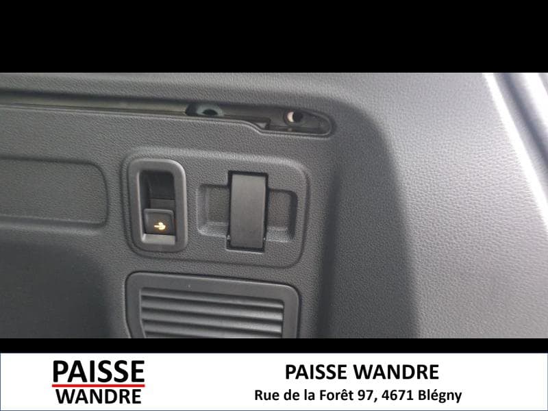 Volkswagen Touran III Highline - 23
