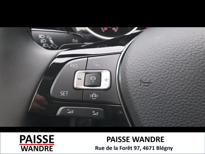 Volkswagen Touran III Highline - 17