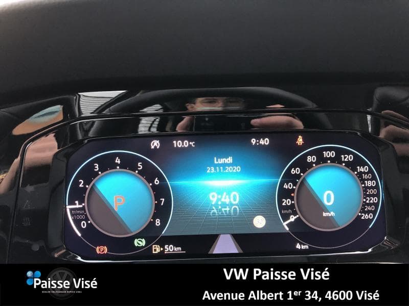 Volkswagen Golf 8 LIFE - 8