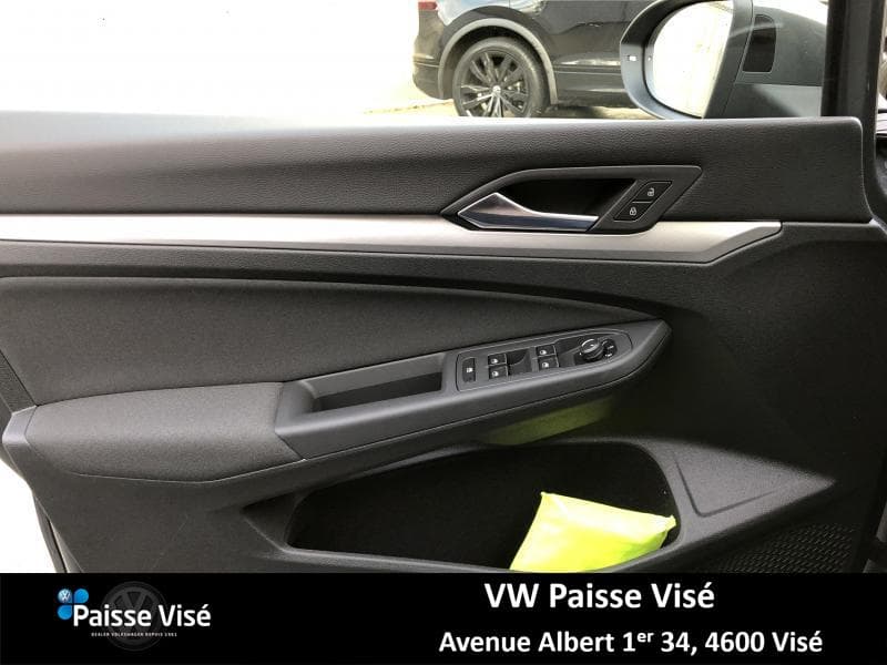 Volkswagen Golf 8 LIFE - 20