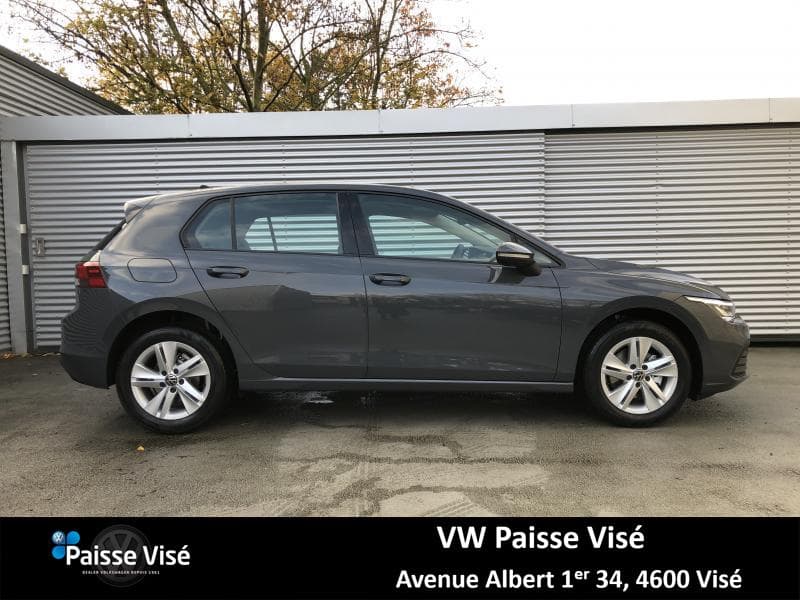 Volkswagen Golf 8 LIFE - 4