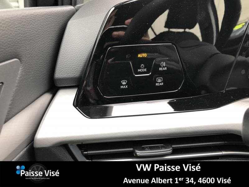 Volkswagen Golf LIFE - 23