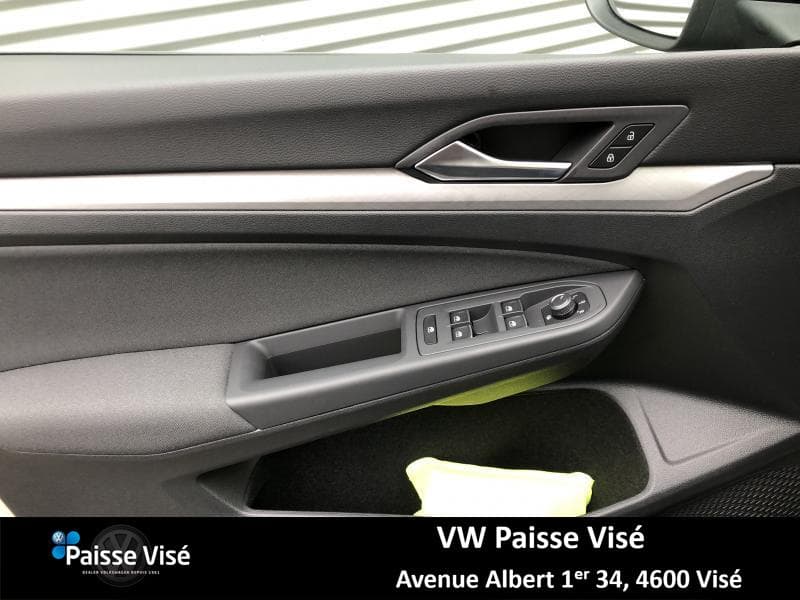 Volkswagen Golf LIFE - 20