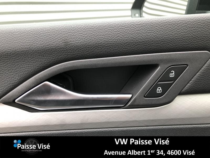 Volkswagen Golf LIFE - 21