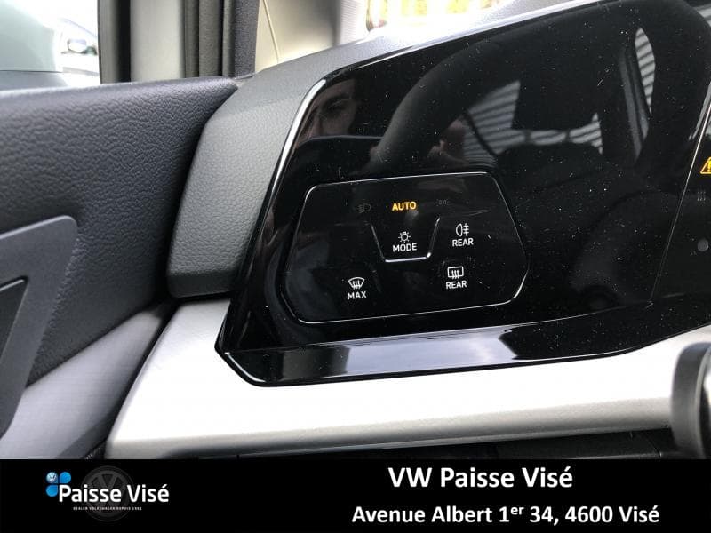 Volkswagen Golf LIFE - 23
