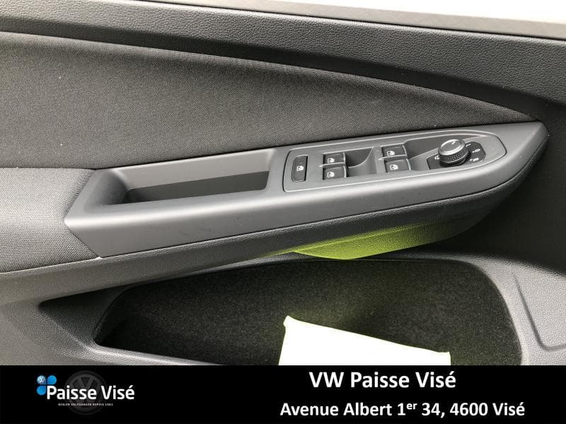 Volkswagen Golf LIFE - 21