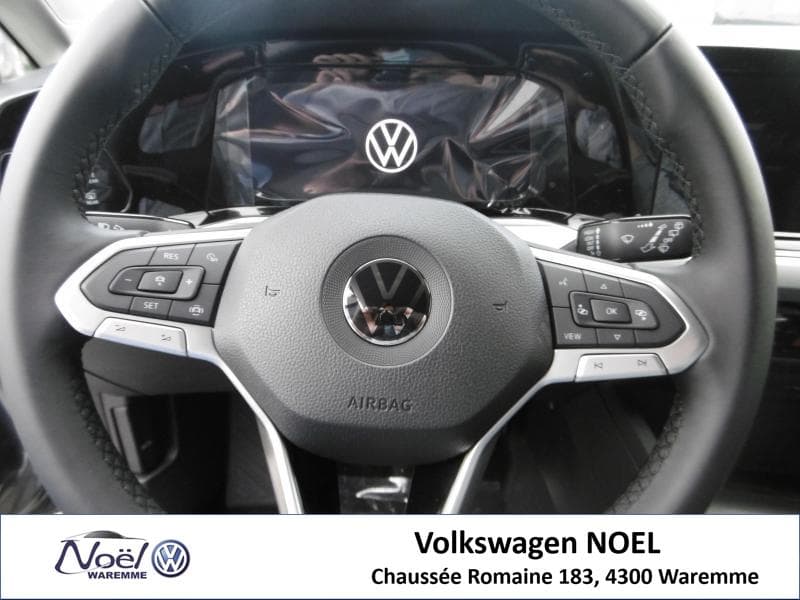 Volkswagen Golf Life - 9